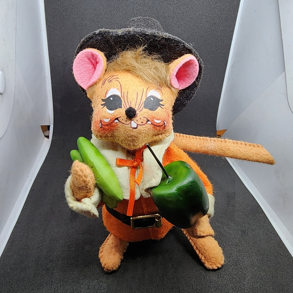 Annalee Pilgrim Mice - Picture 7 of 16